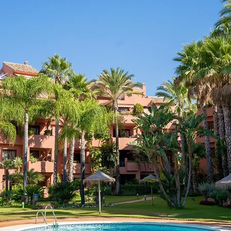 Apartmán 3+1 Bed Apartment, 100m Away From The *