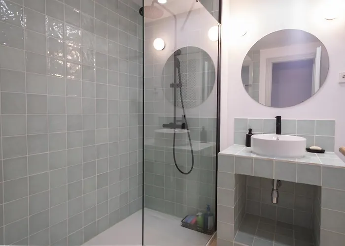 3+1 Bed Apartment, 100m Away From The Apartment