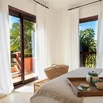 Apartman 3+1 Bed Apartment, 100m Away From The Marbella