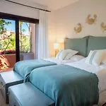 3+1 Bed Apartment, 100m Away From The Apartman Marbella