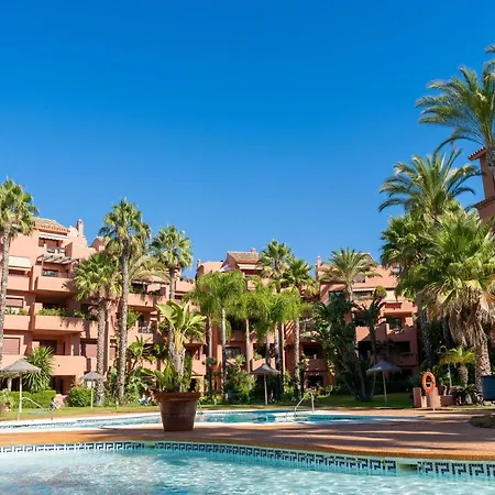 3+1 Bed Apartment, 100m Away From The Daire