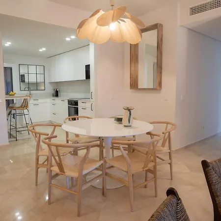 3+1 Bed Apartment, 100m Away From The マルベーリャ